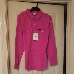 Wrangler Women's Pink Button Down Shirt